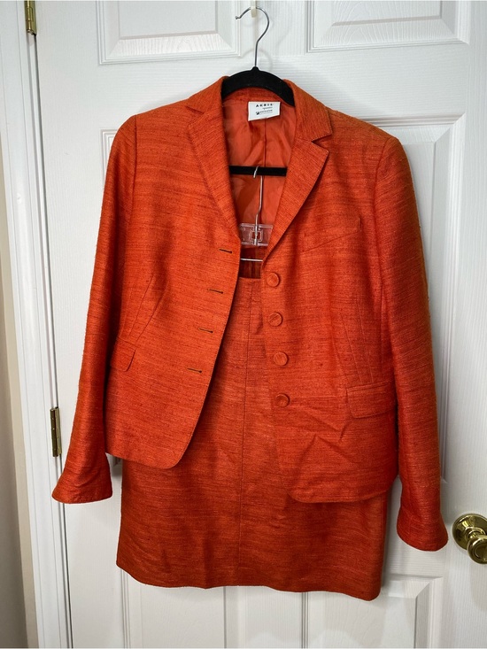 Akris Punto Other - Akris Punto Saks Fifth Avenue Vibrant Orange Women's Blazer and Skirt Set
